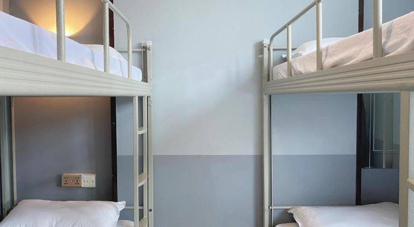 Photo of Bedroom in Geylang