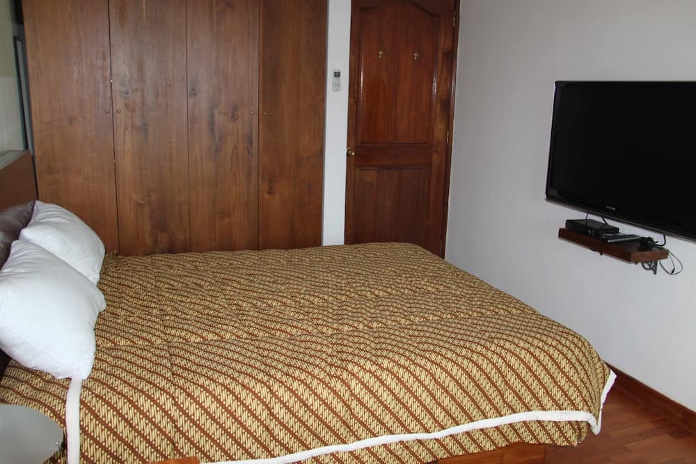 Photo of Bedroom in Central Water Catchment