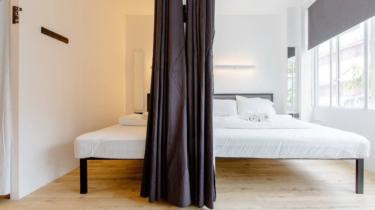 Photo of Bedroom in Downtown Singapore
