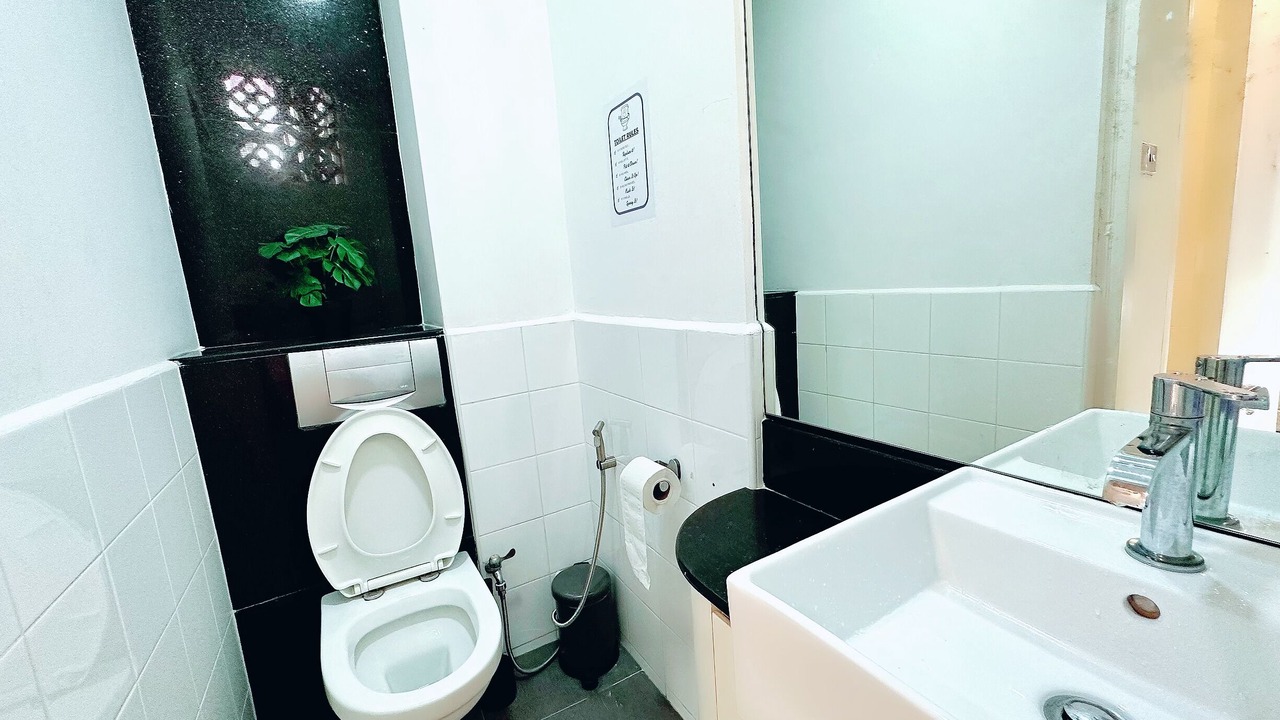 Photo of Bathroom in Downtown Singapore