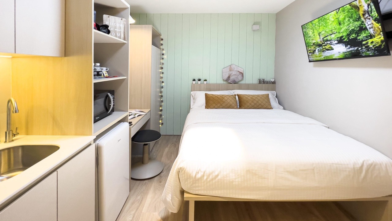 Photo of Bedroom in Geylang