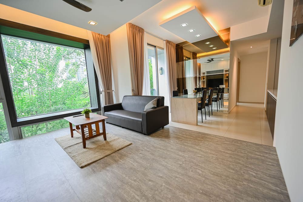 Photo of Livingroom in Clementi