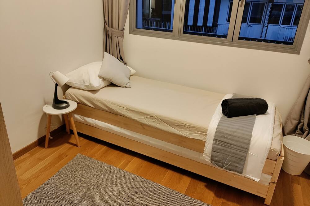 Photo of Bedroom in Queenstown