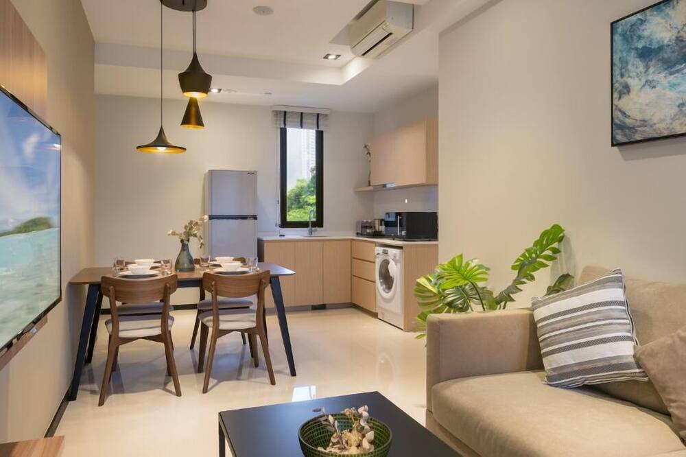 Photo of Livingroom in Thomson Road