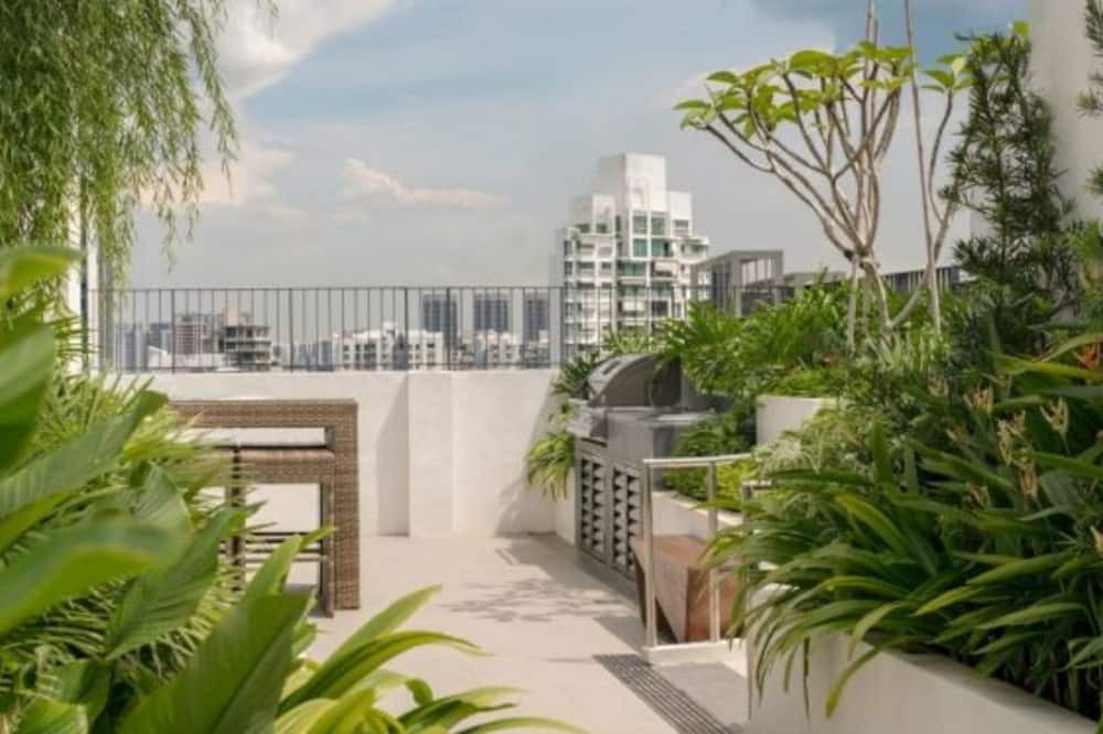 Photo of Outdoor in Thomson Road
