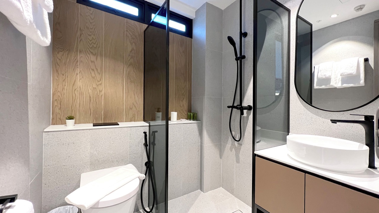 Photo of Bathroom in Thomson Road