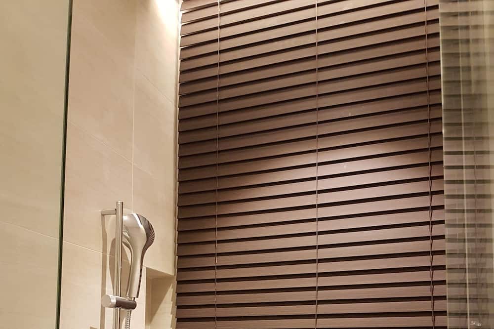 Photo of Bathroom in Tiong Bahru Estate