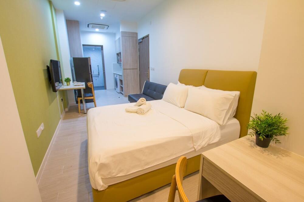 Photo of Bedroom in Tanjong Pagar