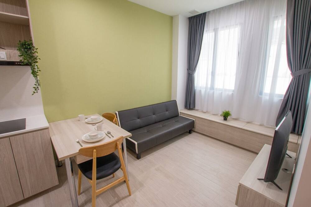 Photo of Livingroom in Tanjong Pagar