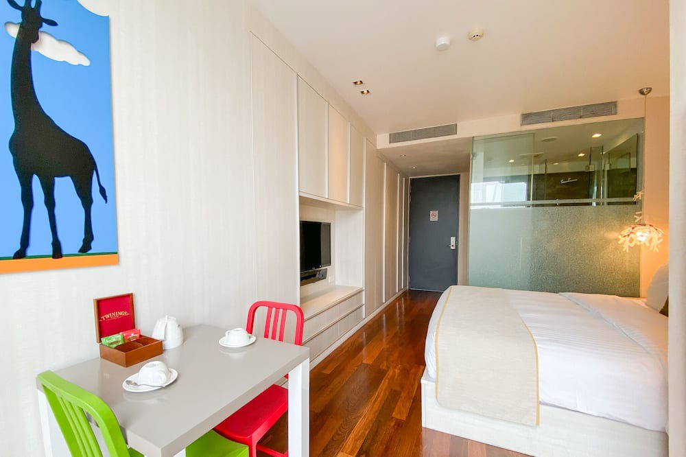 Photo of Bedroom in Thomson Road