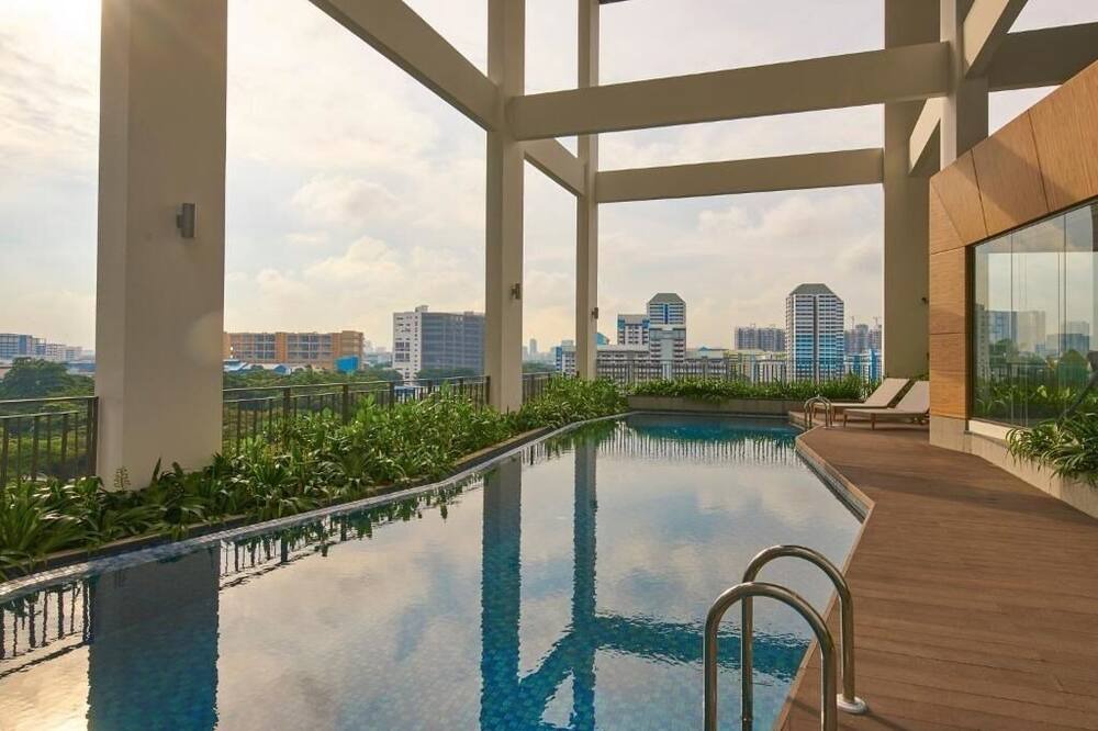 Photo of Outdoor in Clementi
