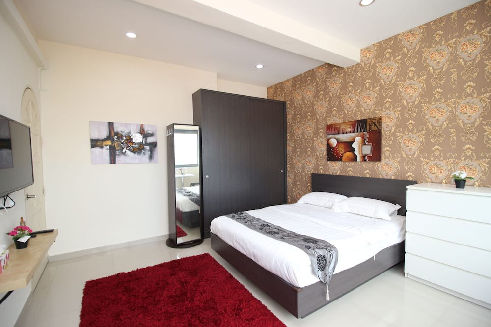 Photo of Bedroom in Serangoon
