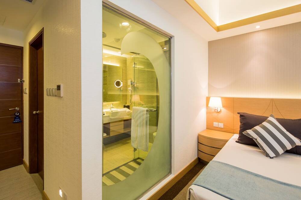 Photo of Bedroom in Queenstown