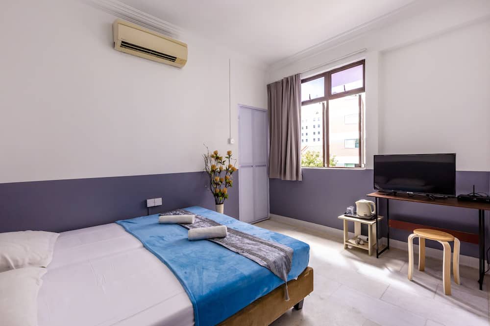 Photo of Bedroom in Geylang
