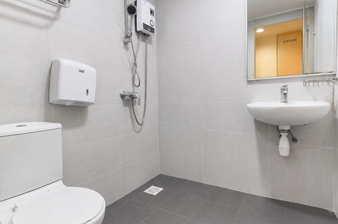 Photo of Bathroom in Rochor