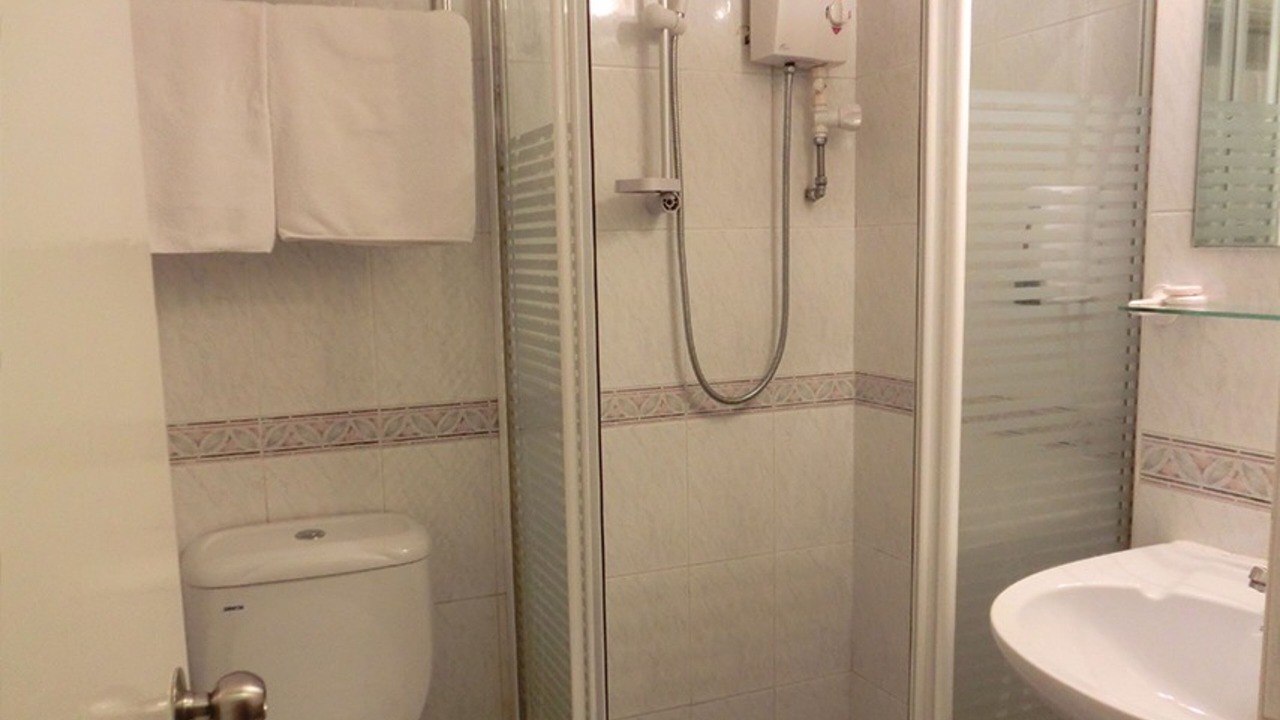 Photo of Bathroom in Rochor