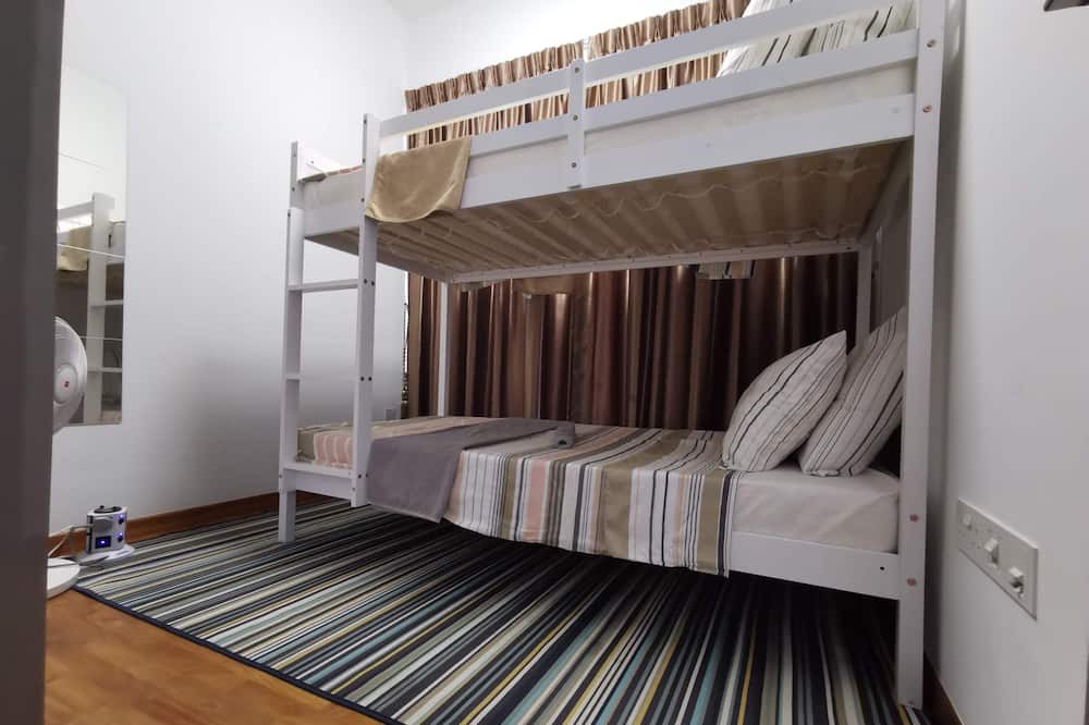 Photo of Bedroom in Geylang