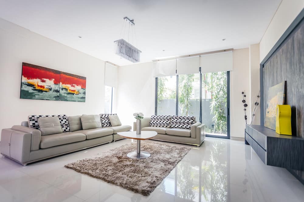 Photo of Livingroom in Bedok