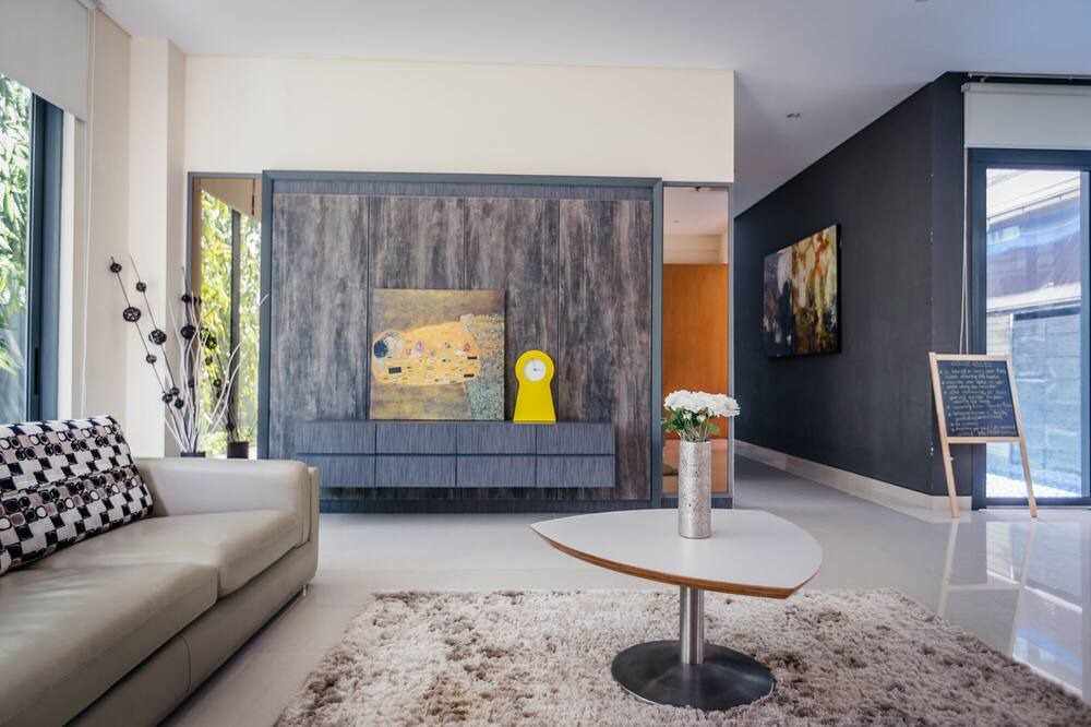Photo of Livingroom in Bedok
