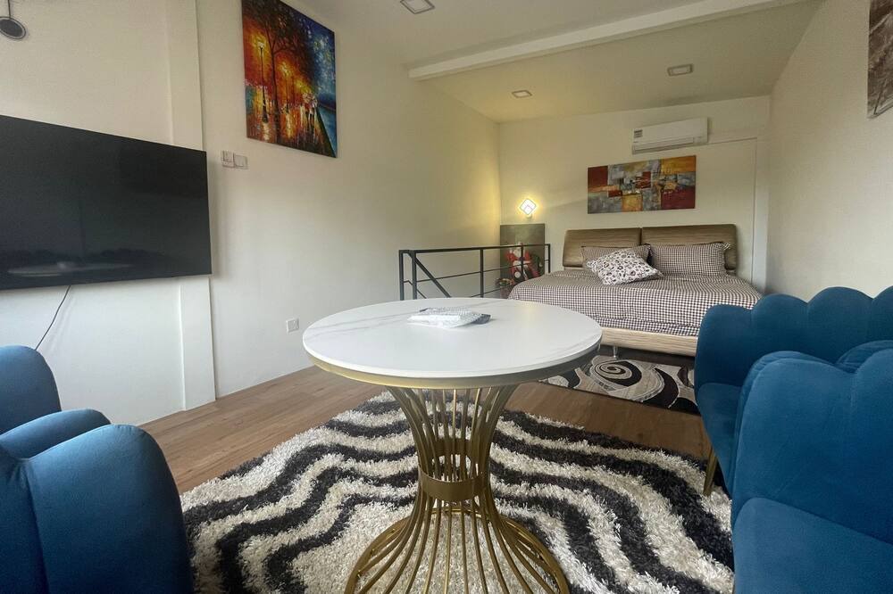Photo of Bedroom in Serangoon