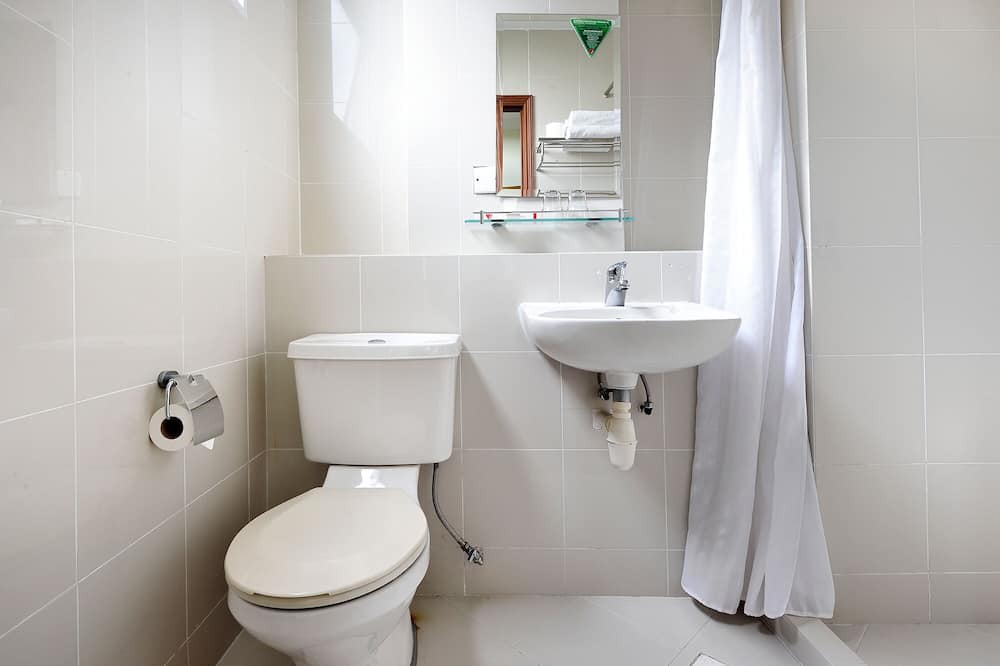 Photo of Bathroom in Orchard