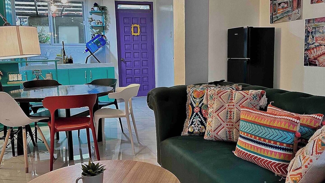 Photo of Livingroom in Singapore River