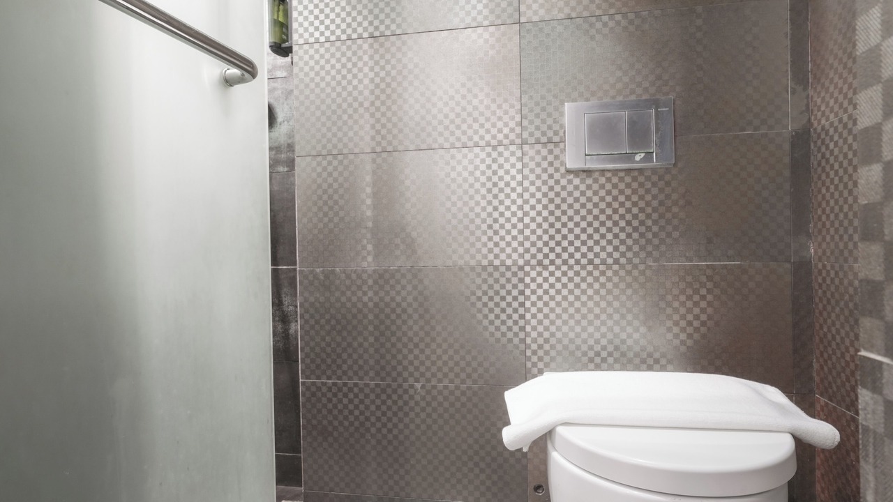 Photo of Bathroom in Rochor