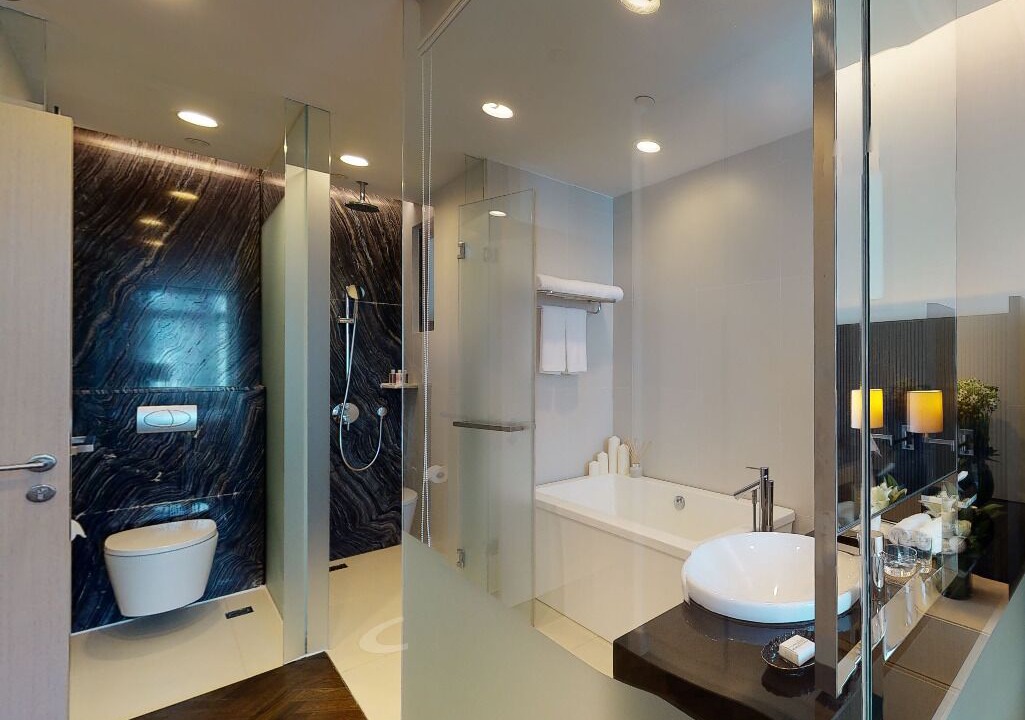 Photo of Bedroom in Singapore River
