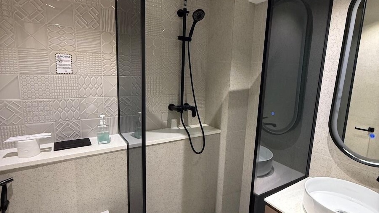 Photo of Bathroom in Marine Parade