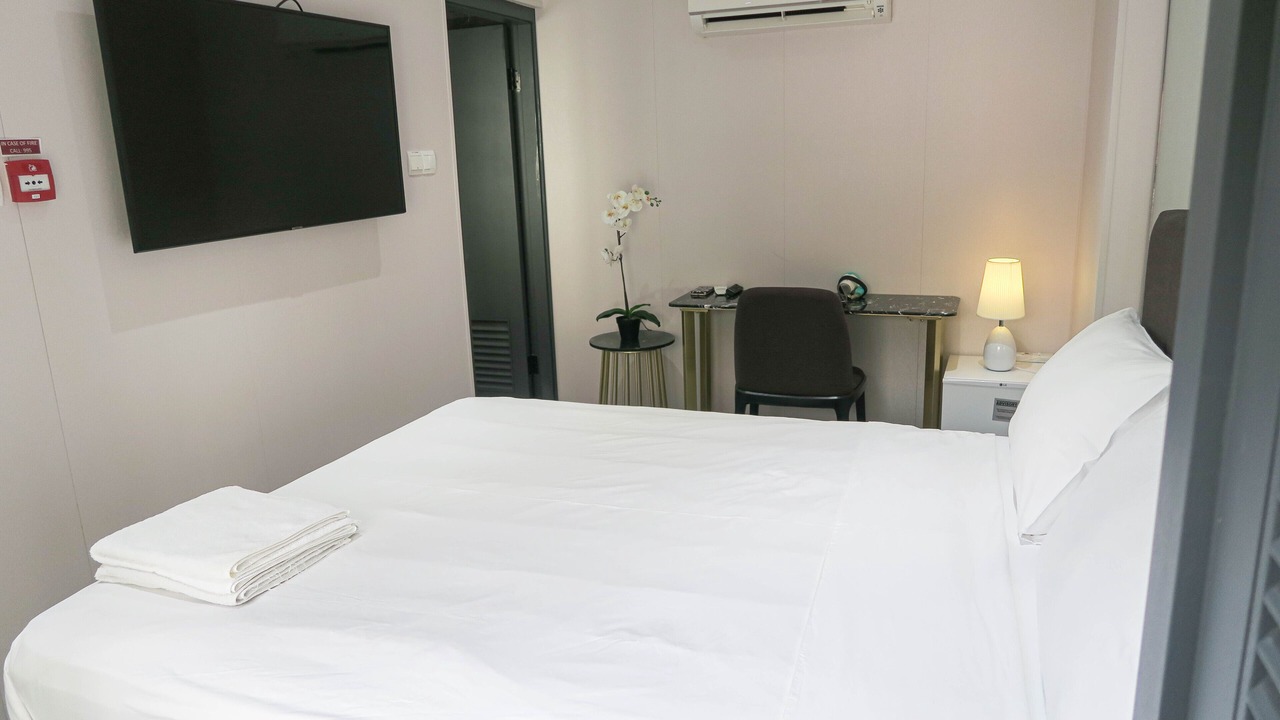 Photo of Bedroom in Downtown Singapore