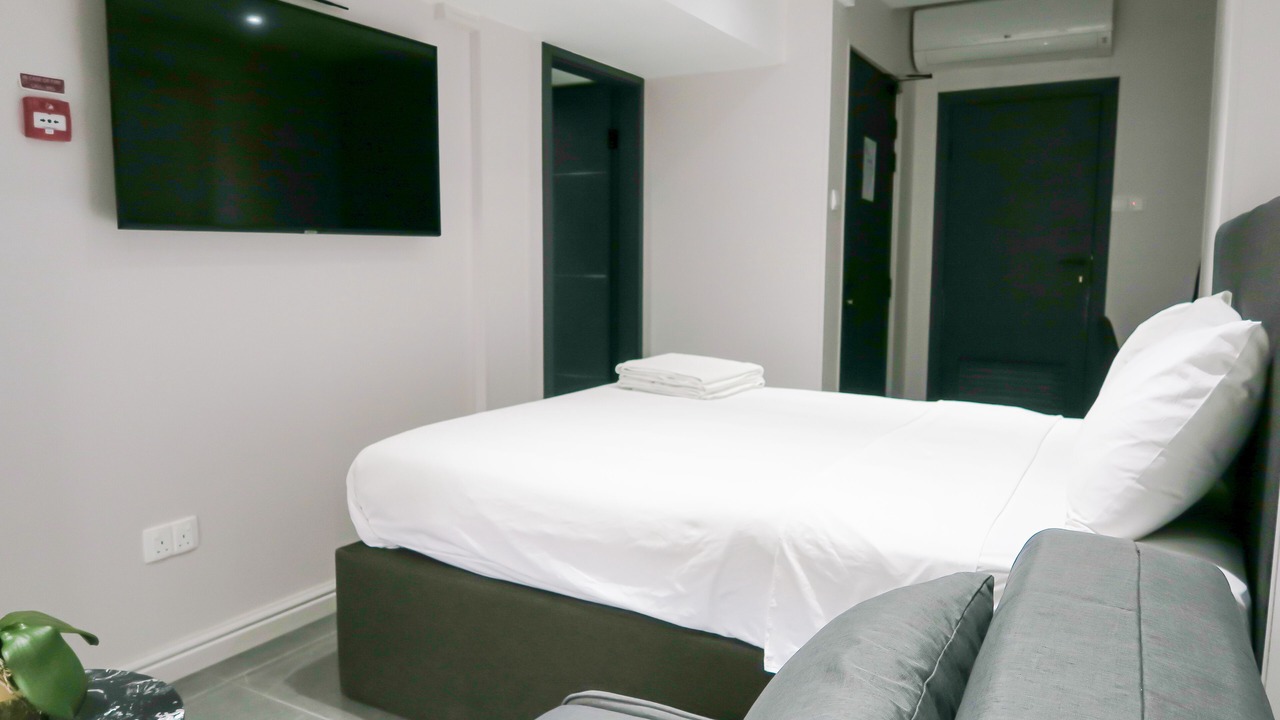 Photo of Bedroom in Singapore River
