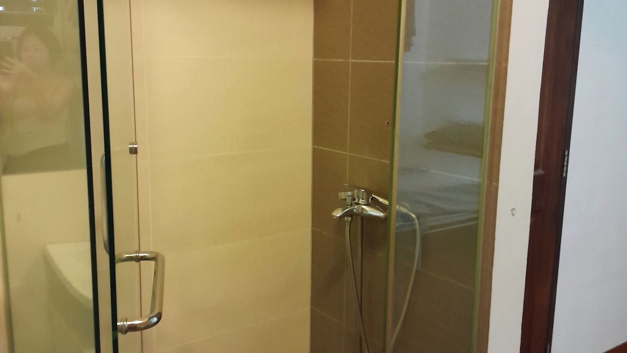 Photo of Bathroom in Woodlands