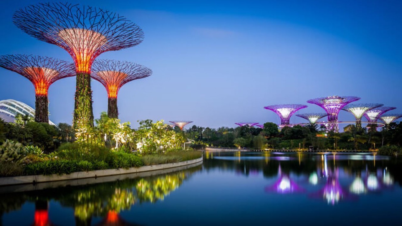 Photo of Others in Downtown Singapore