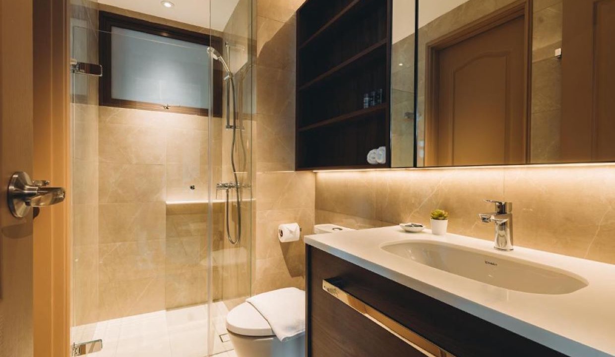 Photo of Bathroom in Singapore River