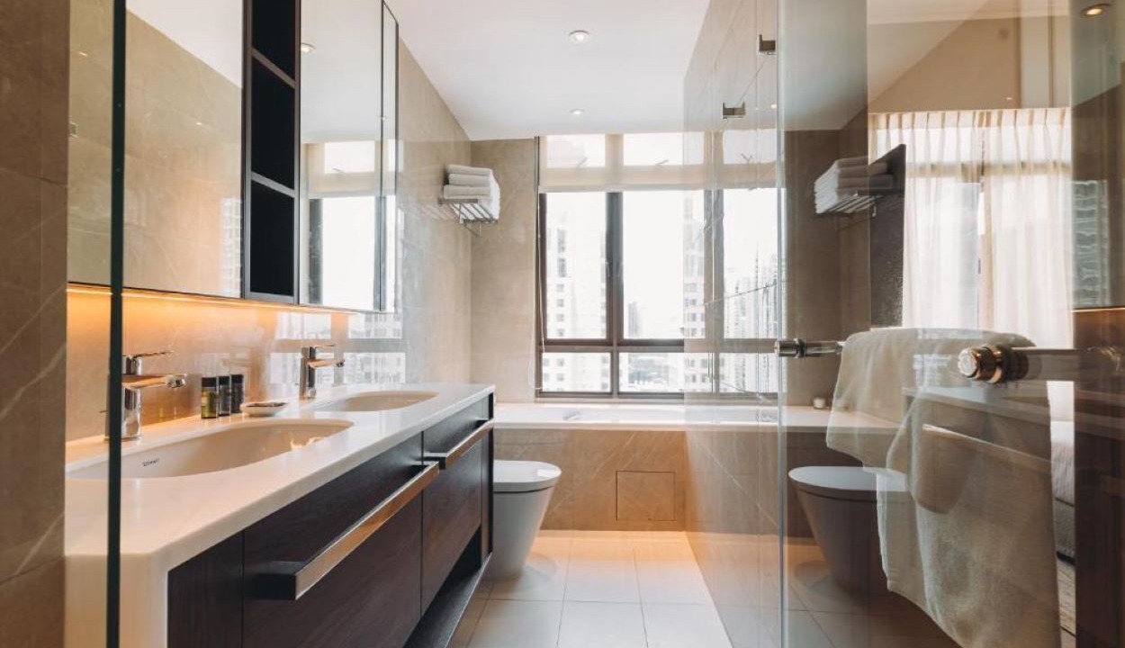 Photo of Bathroom in Singapore River