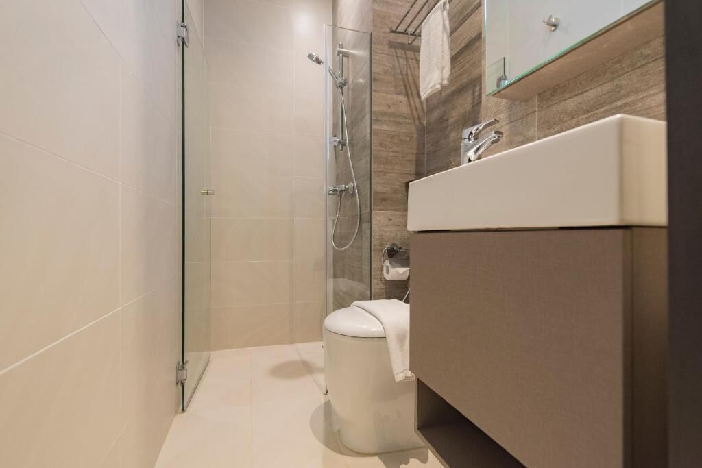 Photo of Bathroom in Singapore River