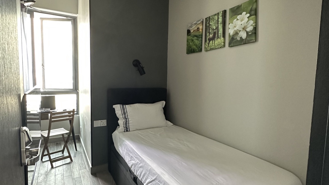 Photo of Bedroom in Singapore River