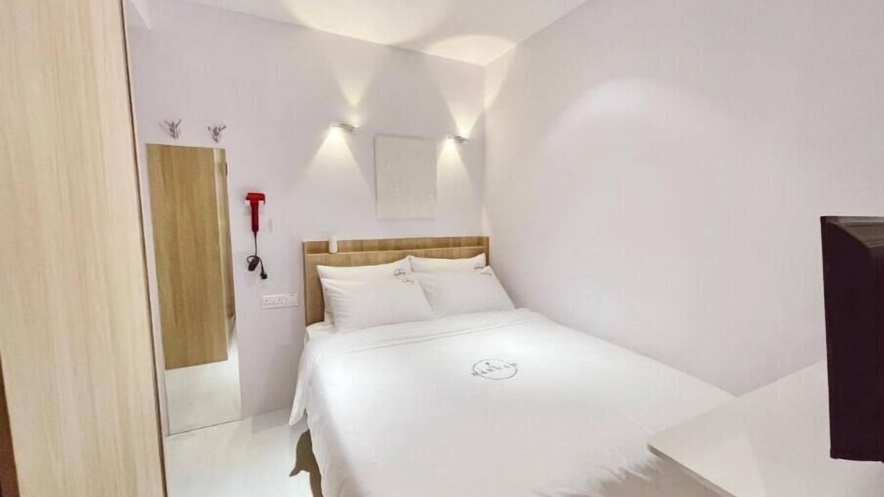 Photo of Bedroom in Marine Parade