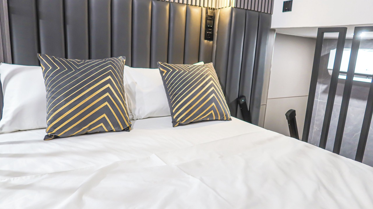 Photo of Bedroom in Singapore River
