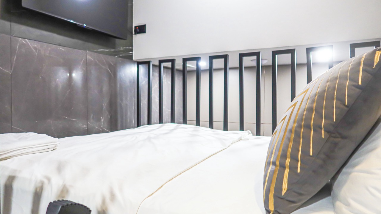 Photo of Bedroom in Singapore River