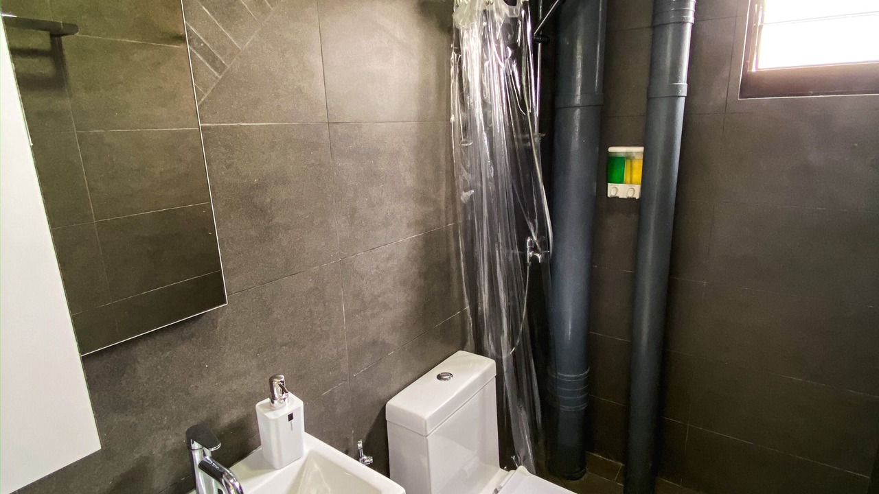Photo of Bathroom in Woodlands