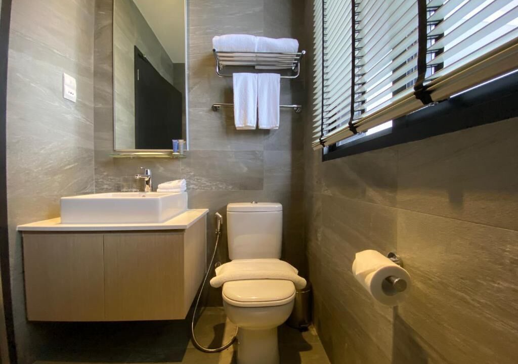 Photo of Bathroom in Thomson Road