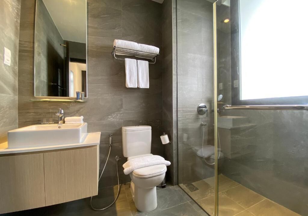 Photo of Bathroom in Thomson Road