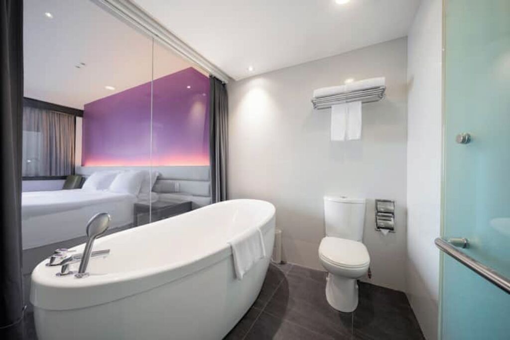Photo of Bathroom in Chinatown