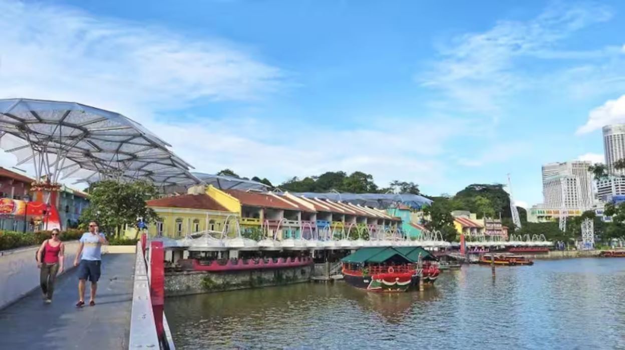 Photo of Others in Singapore River