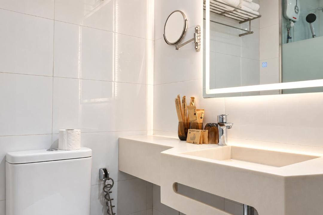 Photo of Bathroom in Colonial District