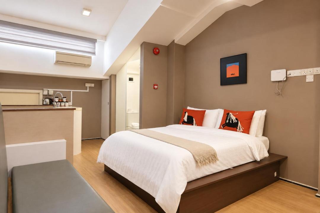 Photo of Bedroom in Colonial District
