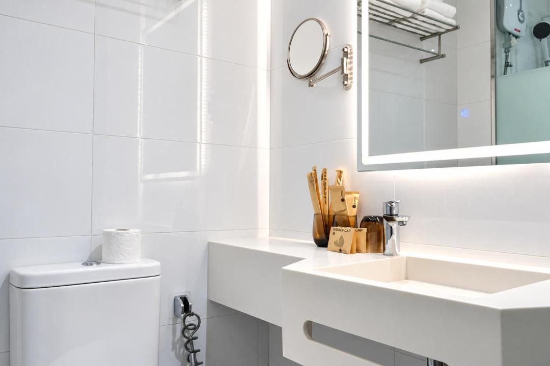 Photo of Bathroom in Colonial District