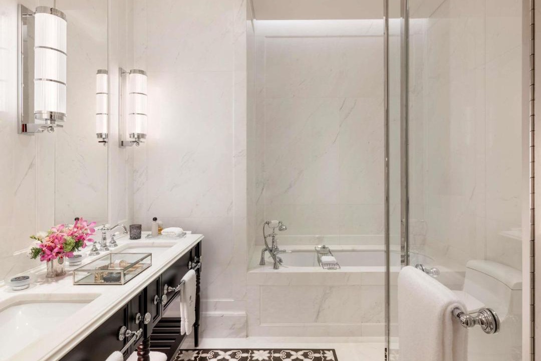 Photo of Bathroom in Colonial District