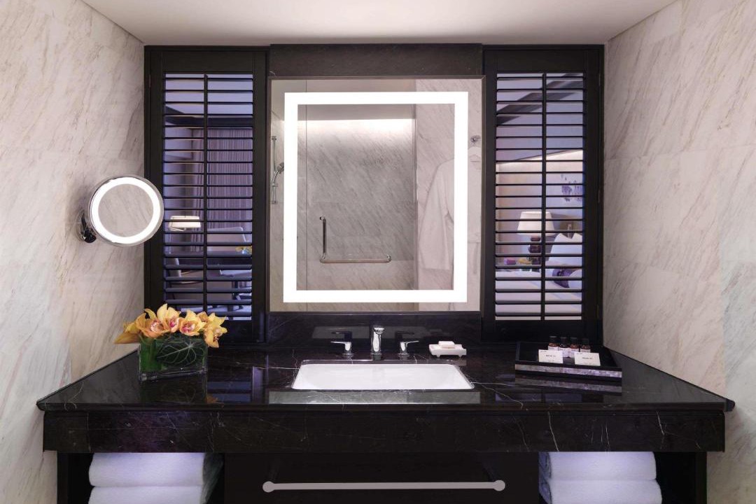 Photo of Bathroom in Colonial District